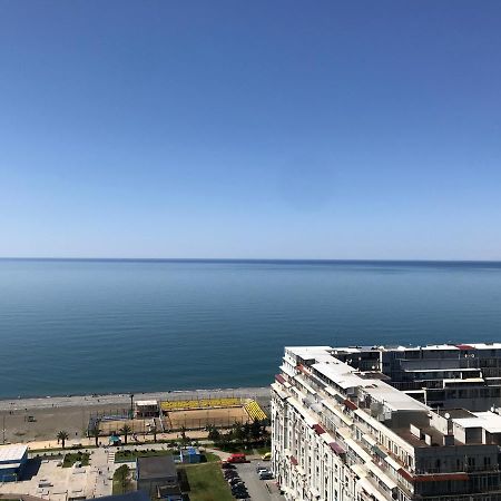 Apartment By The Sea Batumi Eksteriør billede