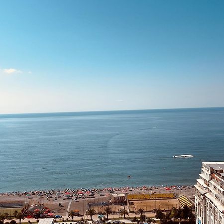 Apartment By The Sea Batumi Eksteriør billede